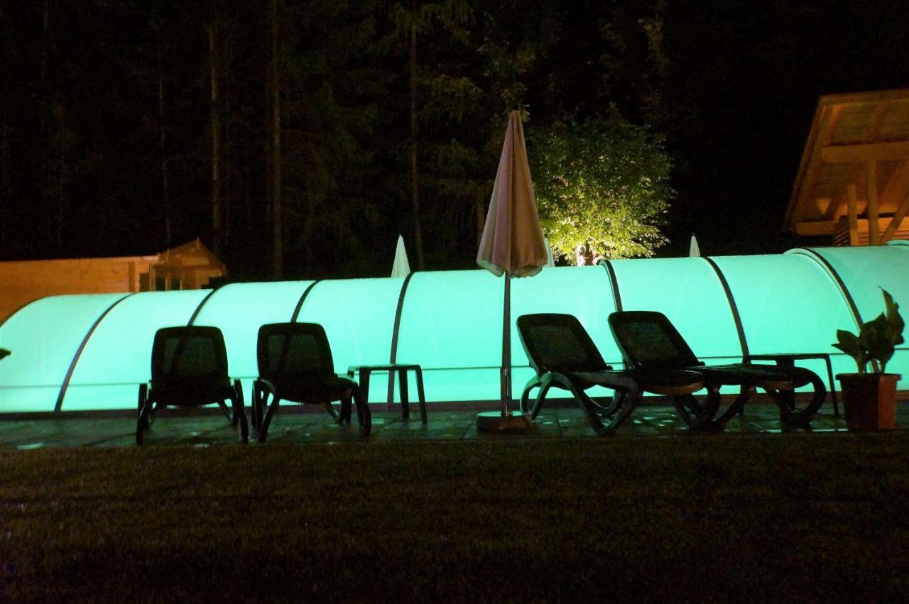 Almrausch, Mit Pool Gasthof
