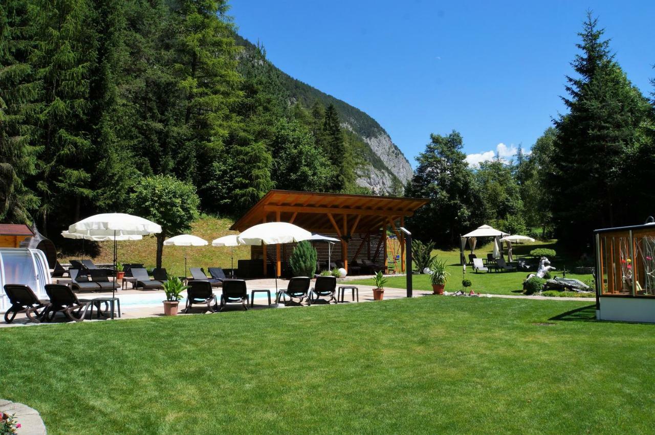 Almrausch, Mit Pool Gasthof Nassereith